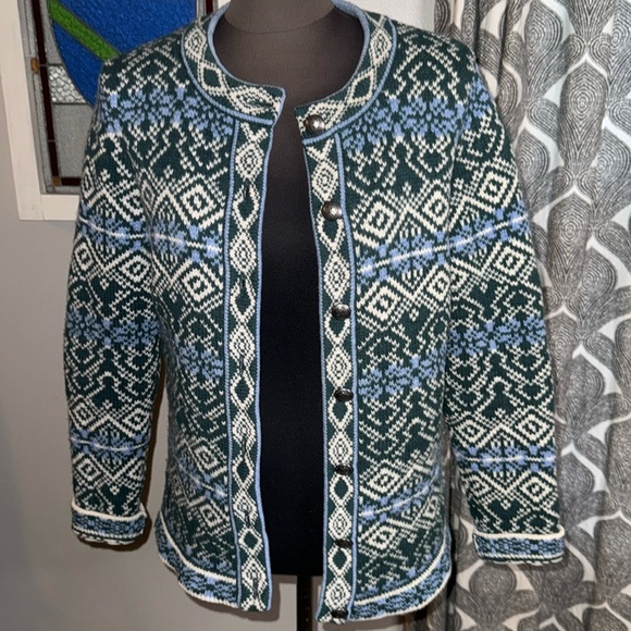 LL Bean Kingfield Nordic Knit 100% Lambswool Button Up Cardigan - Picture 1 of 8